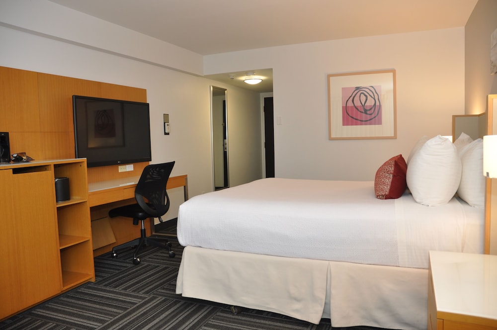 Coast Bastion Hotel 11/50