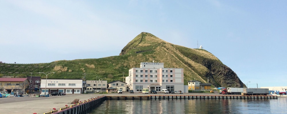 RISHIRI MARINE HOTEL 37/39