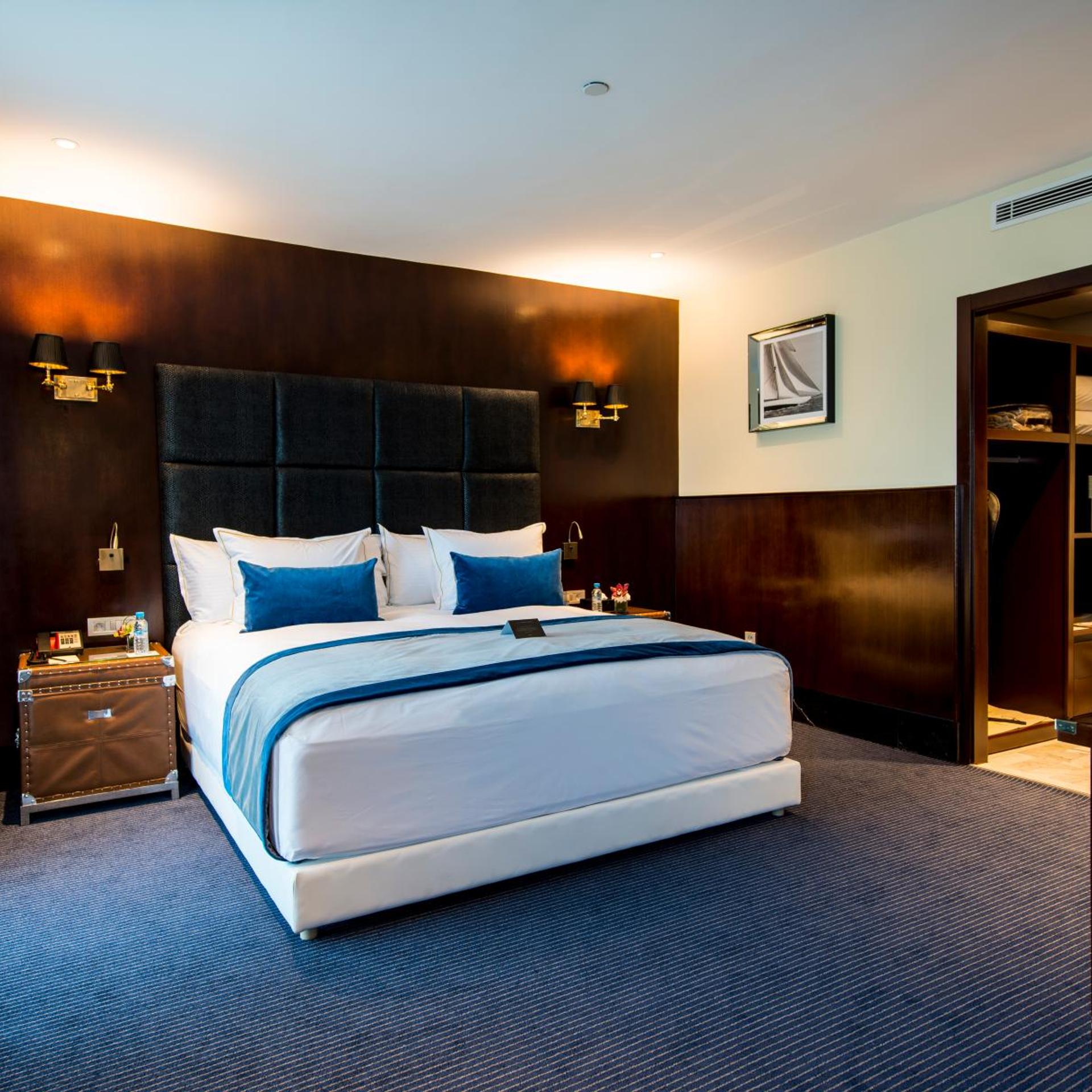 Collection Suite