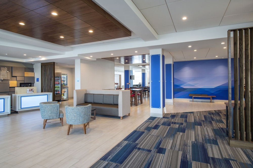 Holiday Inn Express And Suites Kelowna East 5/68