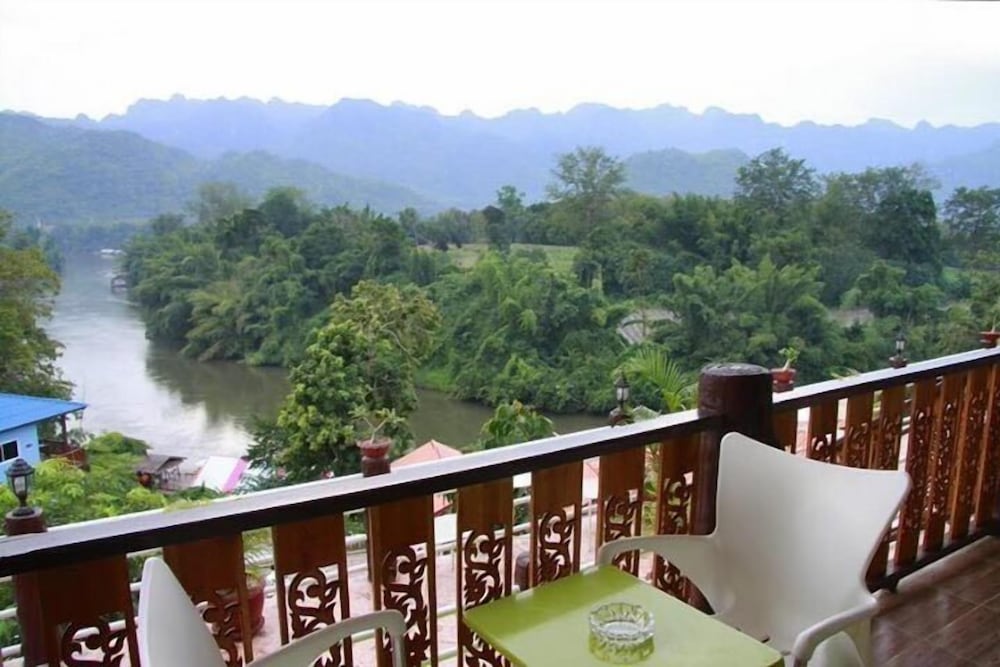 Star Hill Riverkwai Resort 82/85