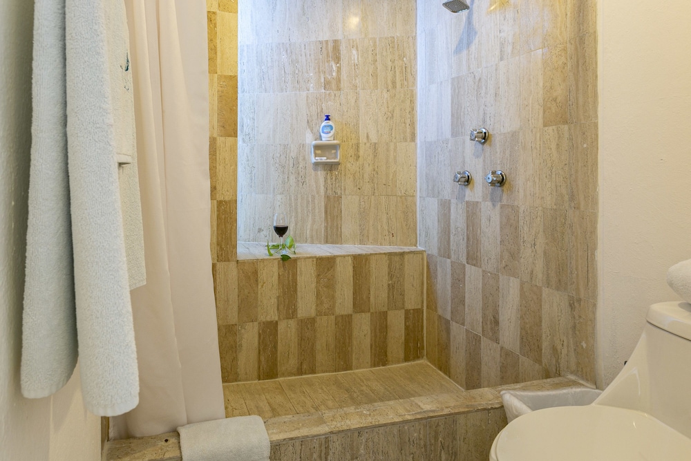 Suites Turquesa by GuruHotel 11/68