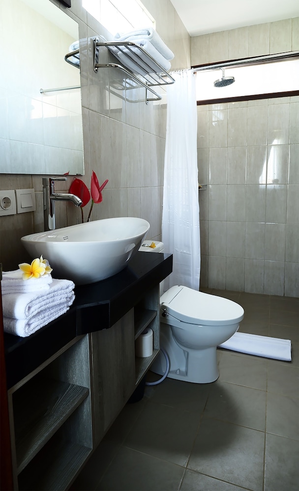 The Paving Villa 19/51