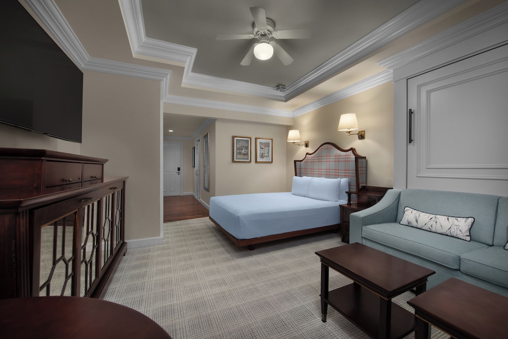 The Villas at Disneys Grand Floridian Resort and Spa 17/45