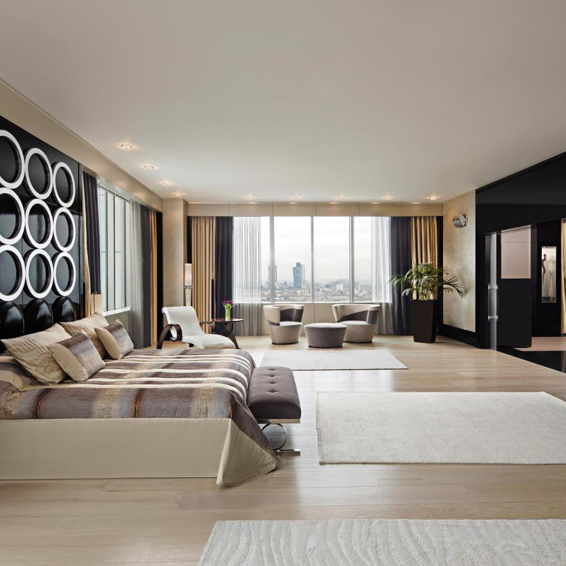 Penthouse Suite