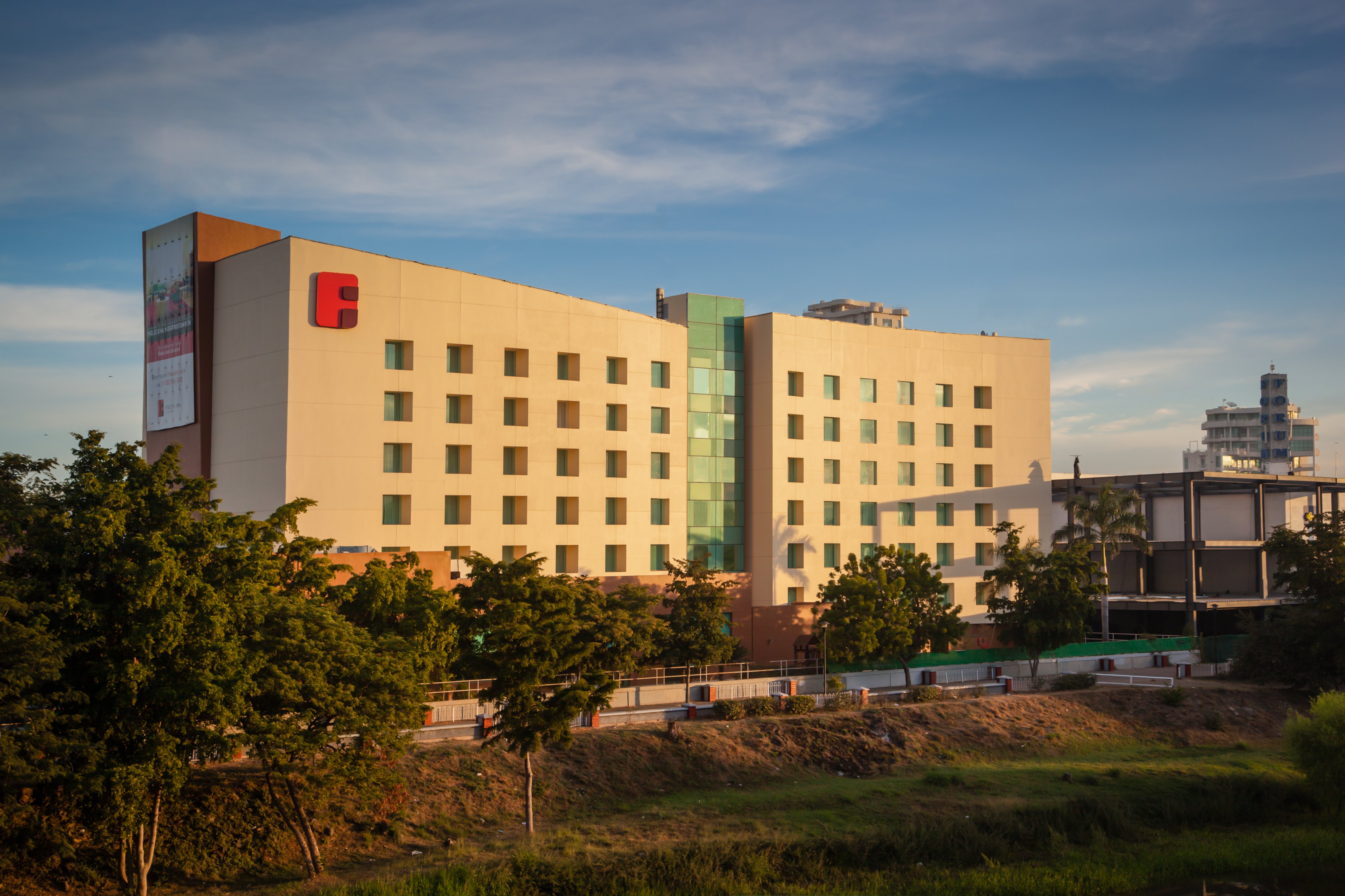 Fiesta Inn Culiacan 7/77