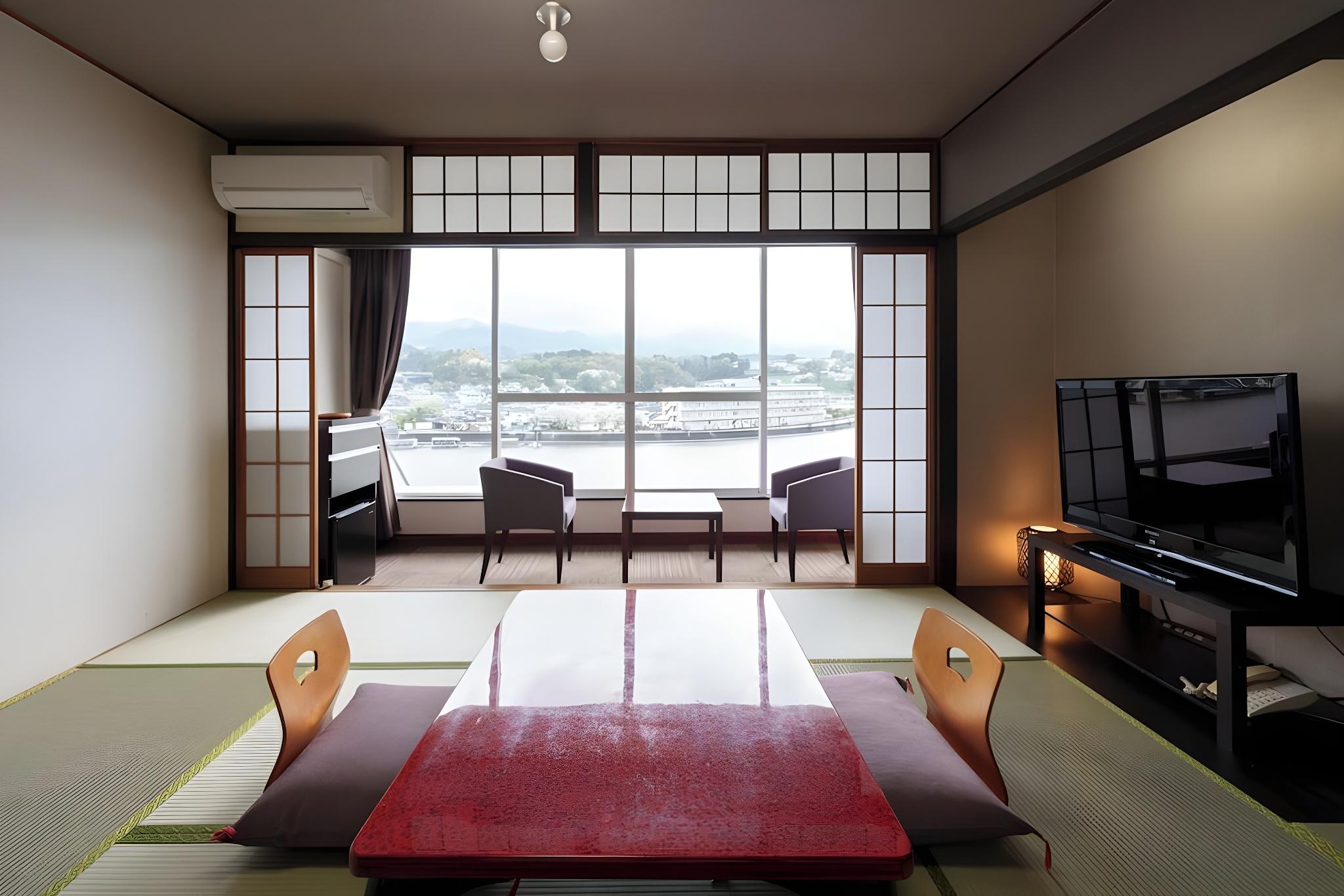 Japanese, Moderate, River View, Tatami