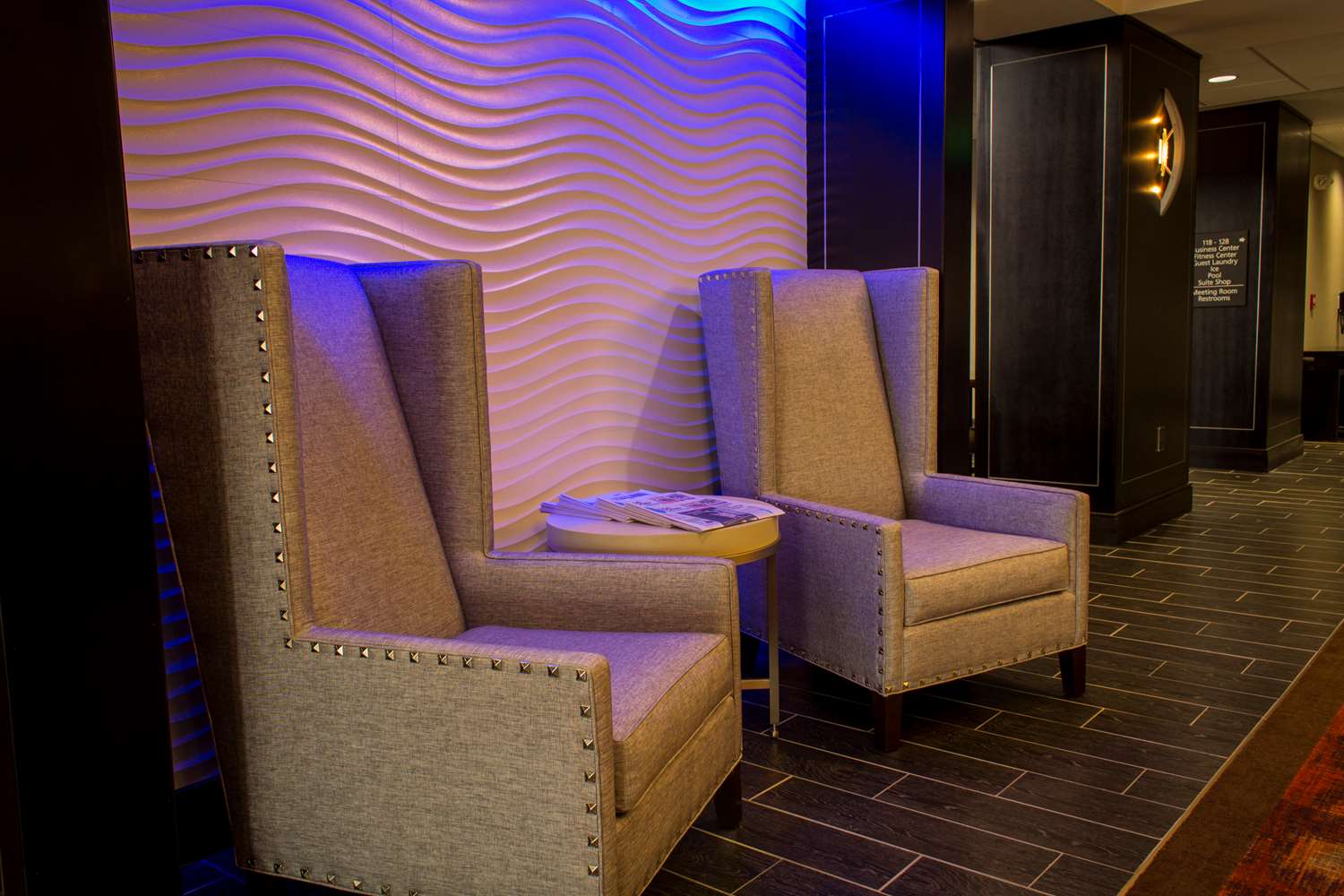 Hampton Inn and Suites Lansing West 24/40