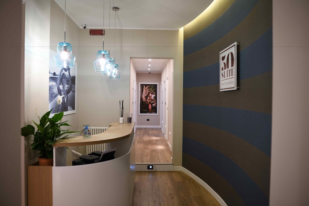 50 SUITE B&B 3/39