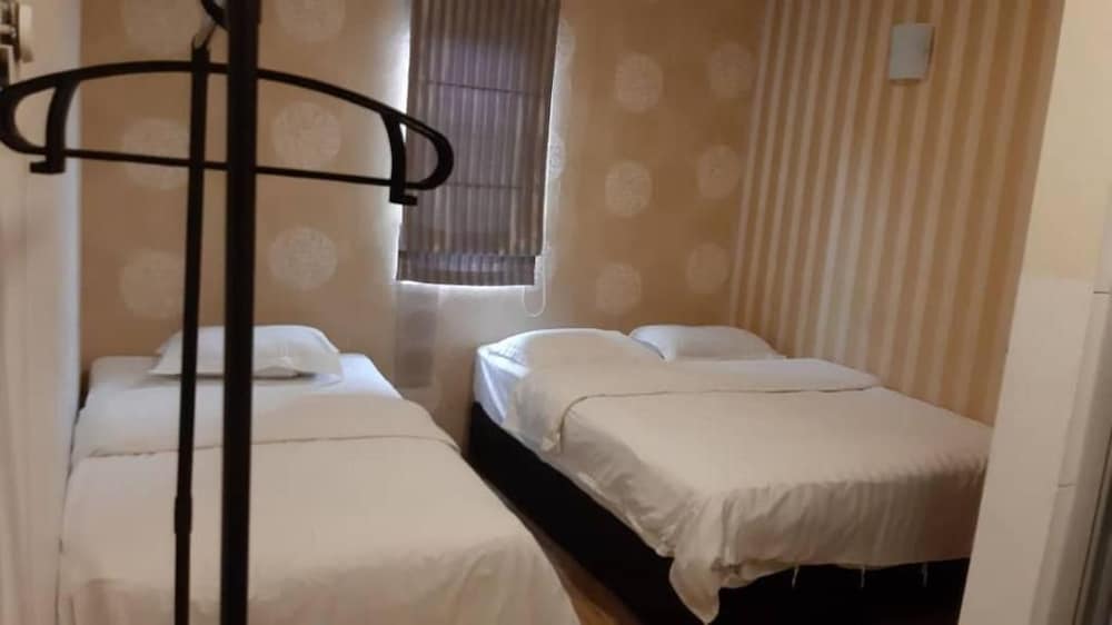 My Family Hotel 27/36