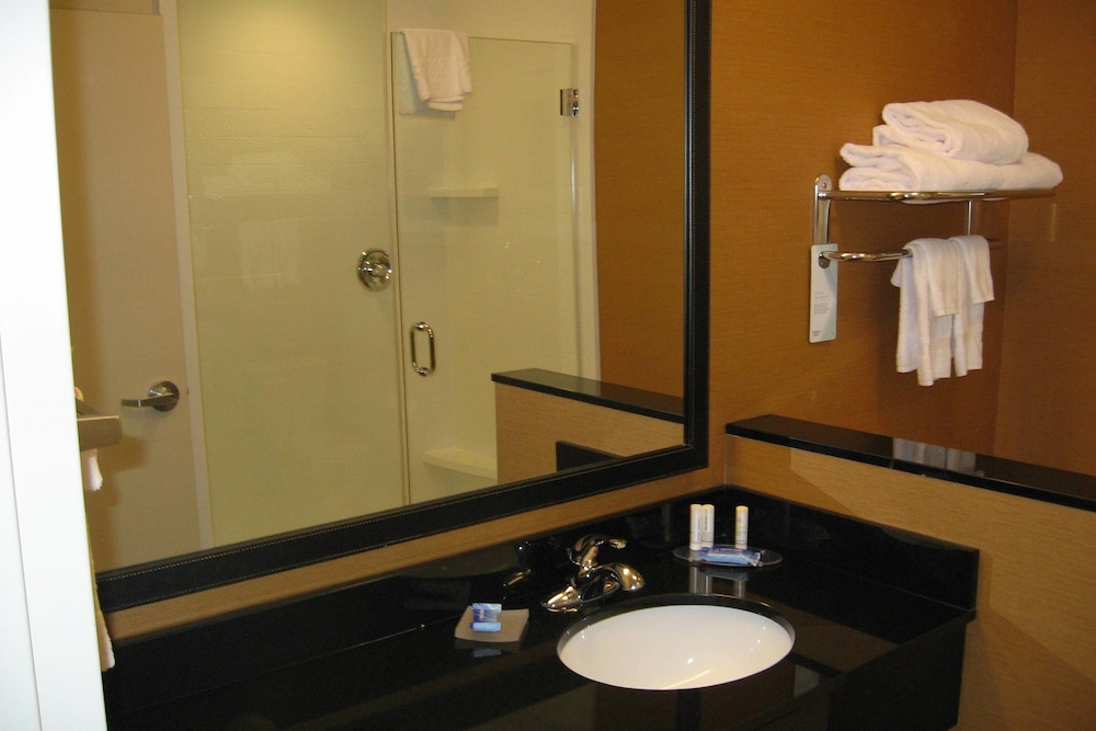 Fairfield Inn & Suites Elmira Corning 41/44