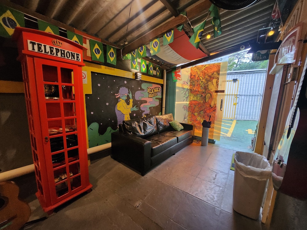 Vila Rock Hostel 30/50