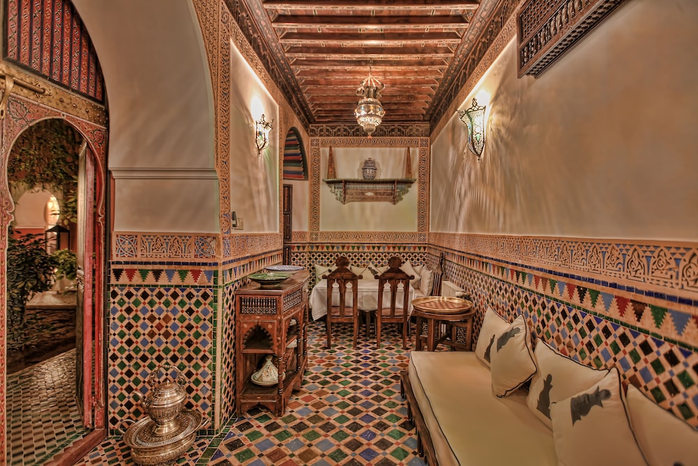 Riad Kaiss By Anika 51/70