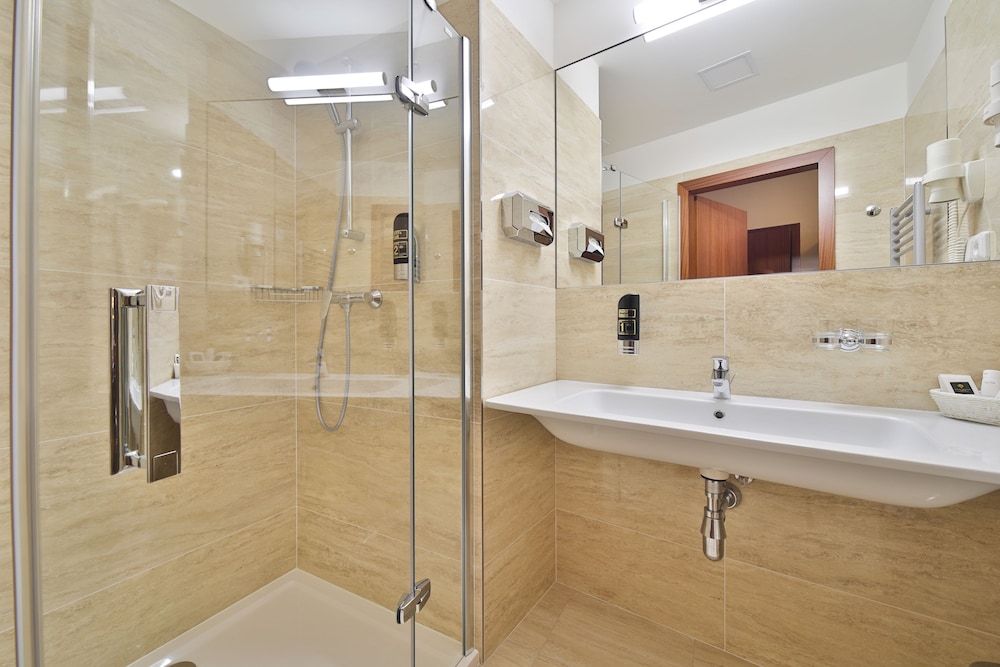 Hotel Meteor Plaza Prague 12/43