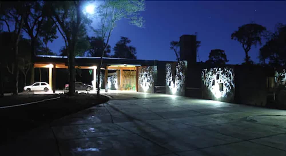 Rainforest de Selva Hotel 10/65