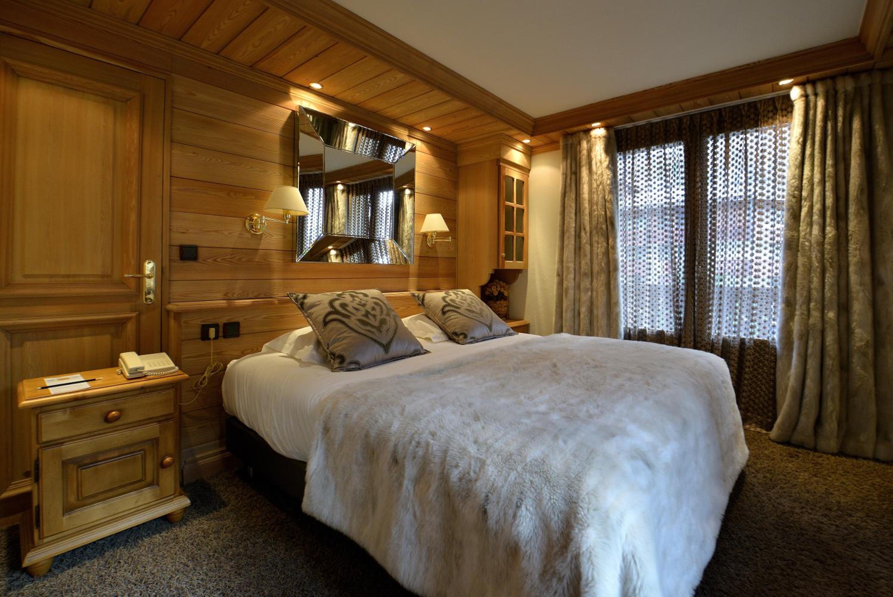 Standard, Double Bed, Village View، Hôtel Tsanteleina 3/5
