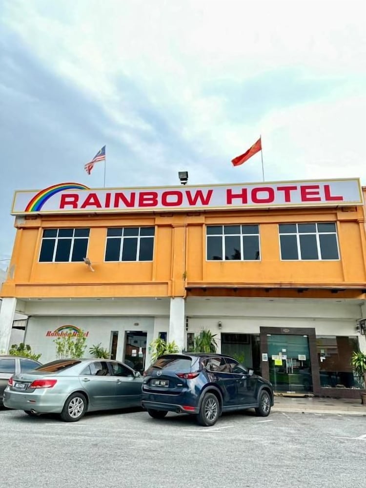 Rainbow Hotel 1/28