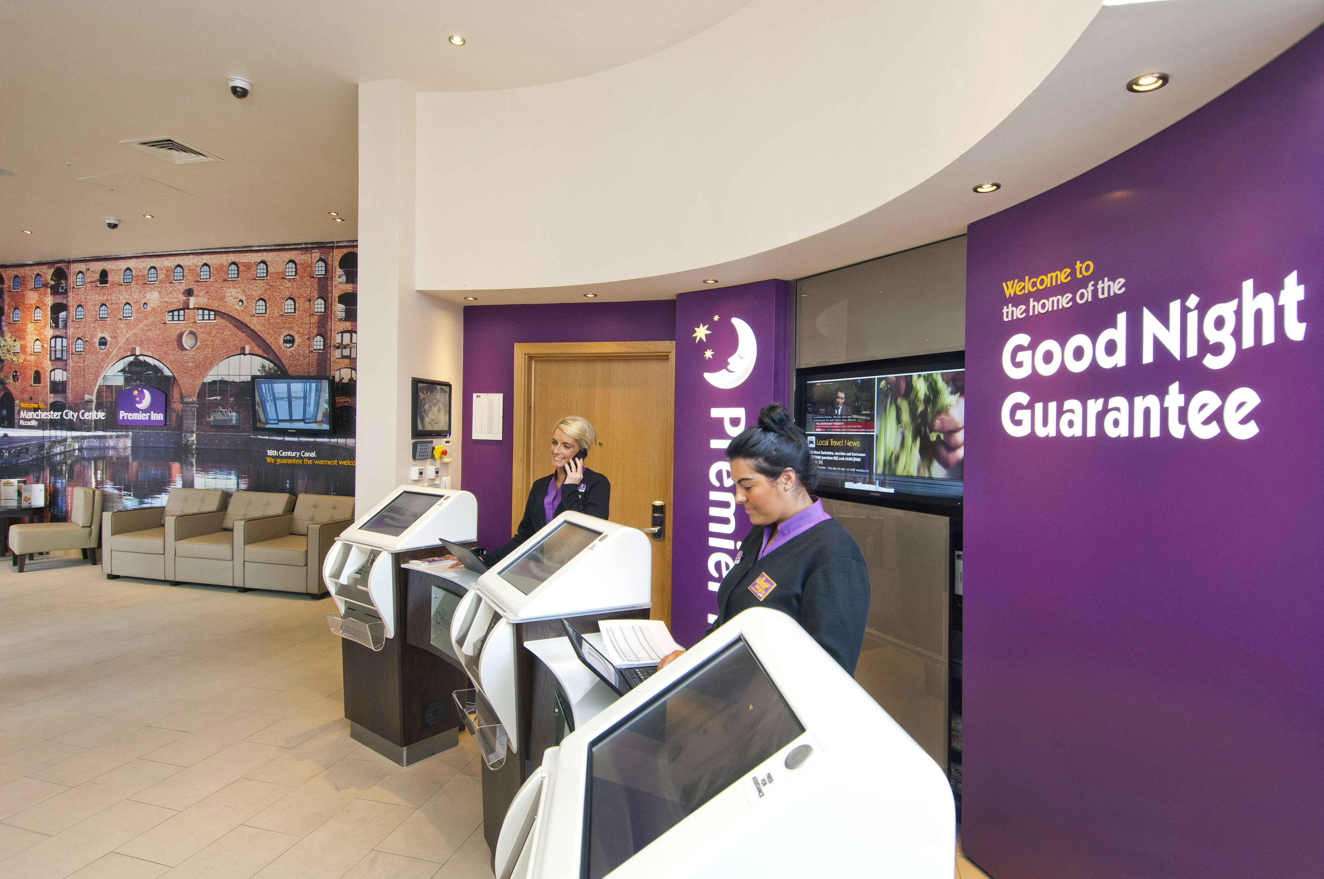 Premier Inn Manchester City Centre Piccadilly 25/51