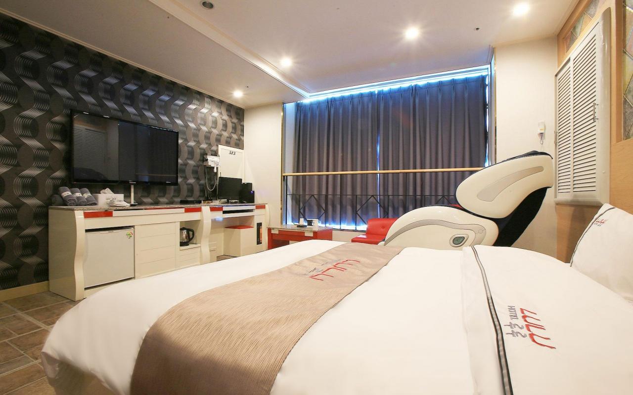 Business Design Hotel LUV 41/98