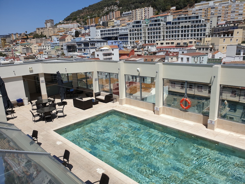 The Eliott Hotel 1/39