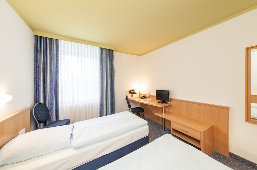 Hotel Am Seegraben Cottbus 14/77