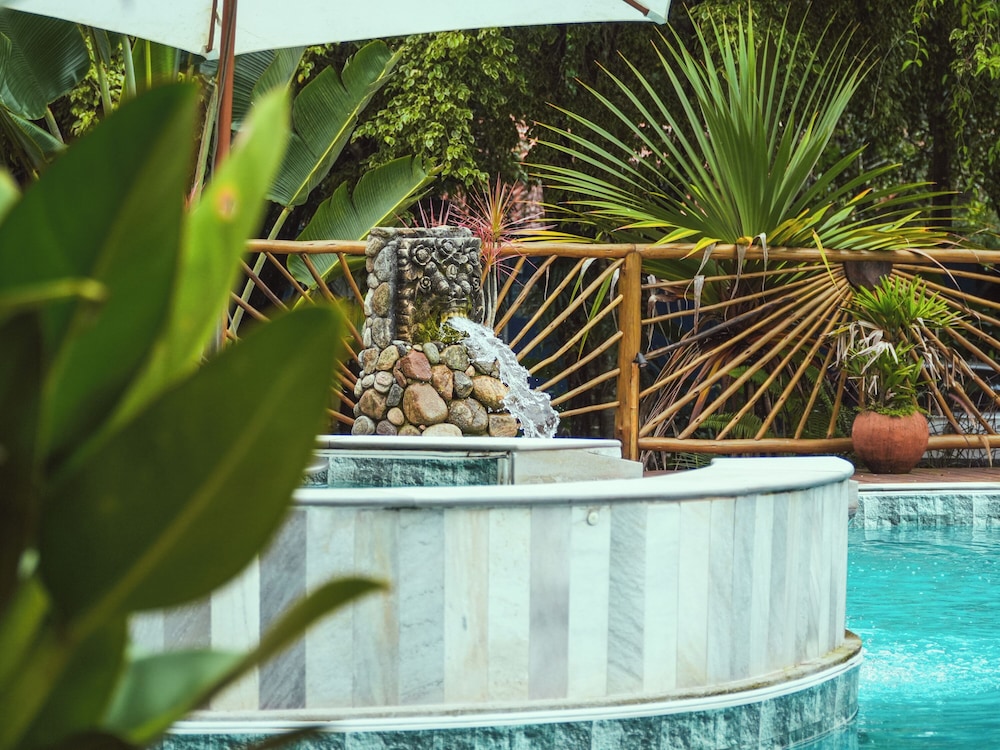 Bali Suites Itamambuca 7/48