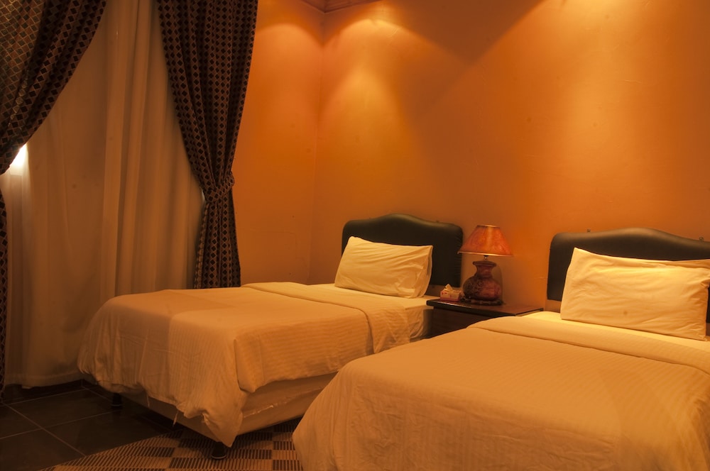 كومفورت إن تعاون(Comfort Inn Taawn) 14/53