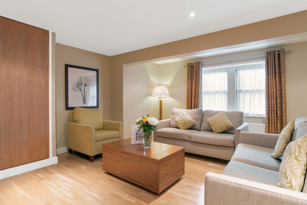 Thurnham Hall Resort 28/48
