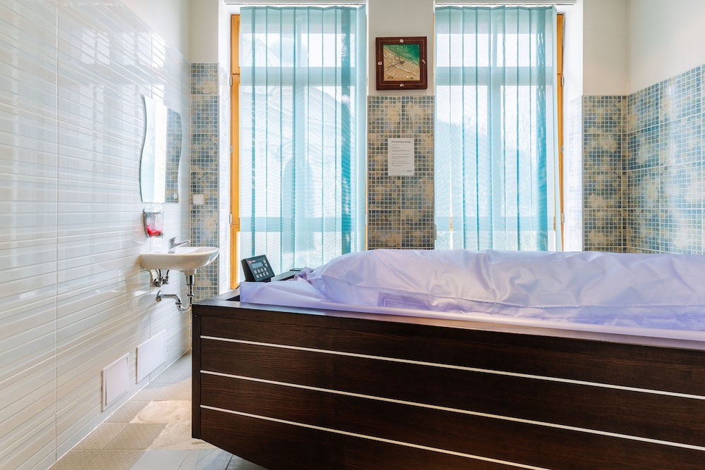 Wellness And Spa Hotel Ambiente 24/63