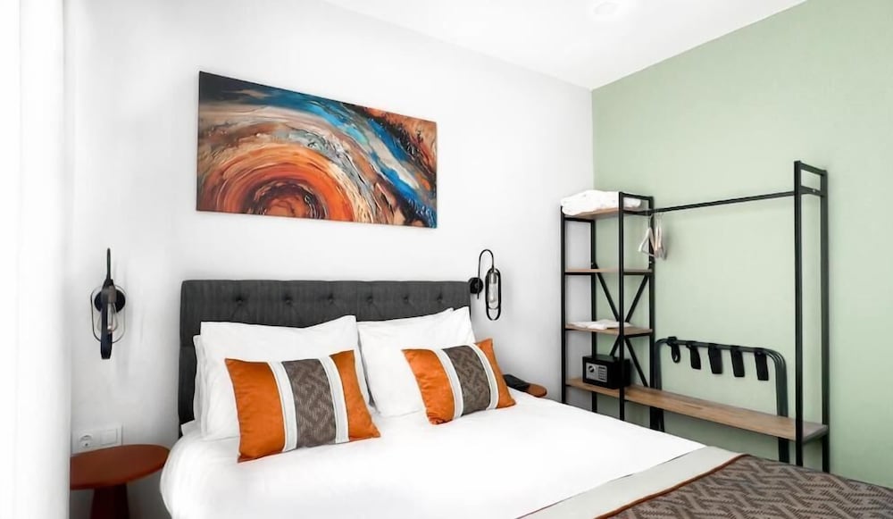 Echinus Hotels 15/48