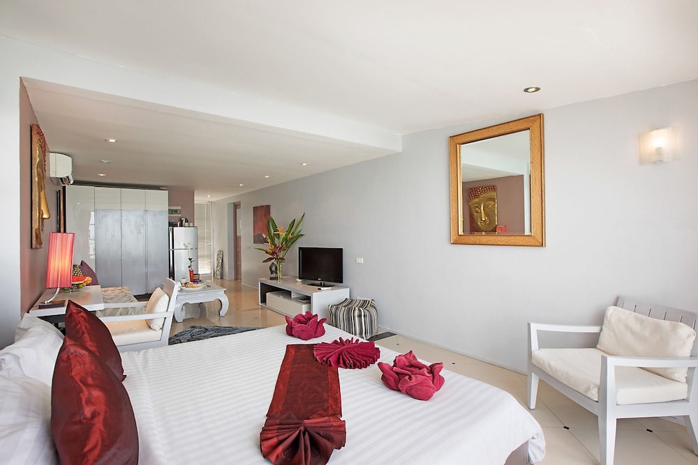 Enjoy Beach Hotel 46/73