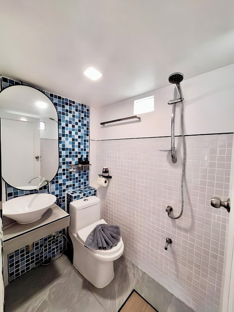Pan Beach Bungalows 50/50