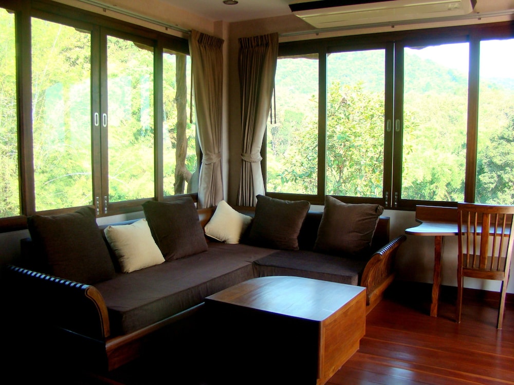 Bura Resort Chiang Rai 27/57