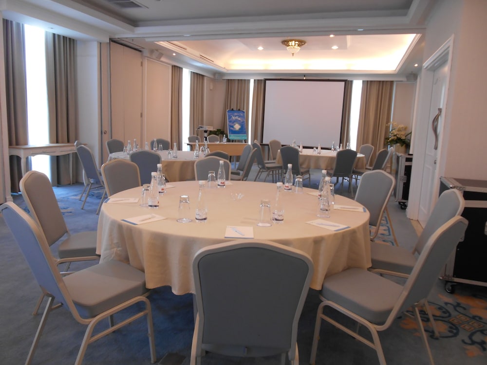 Noor Hotel 46/58