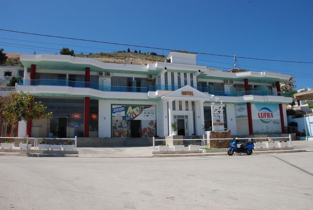 The City Gate Hotel 2/43