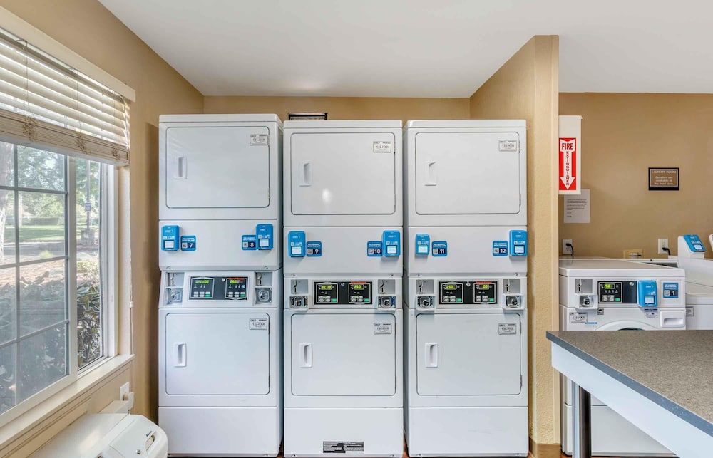 Extended Stay America Suites Portland Beaverton 39/62
