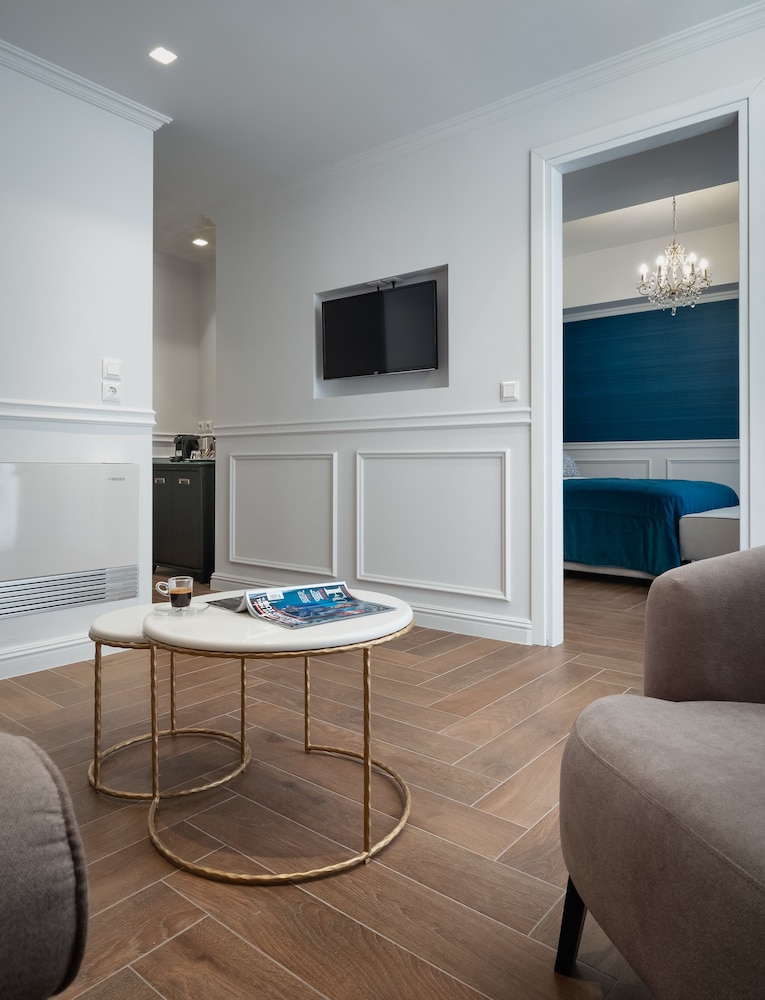 Evripidou Suites 34/50
