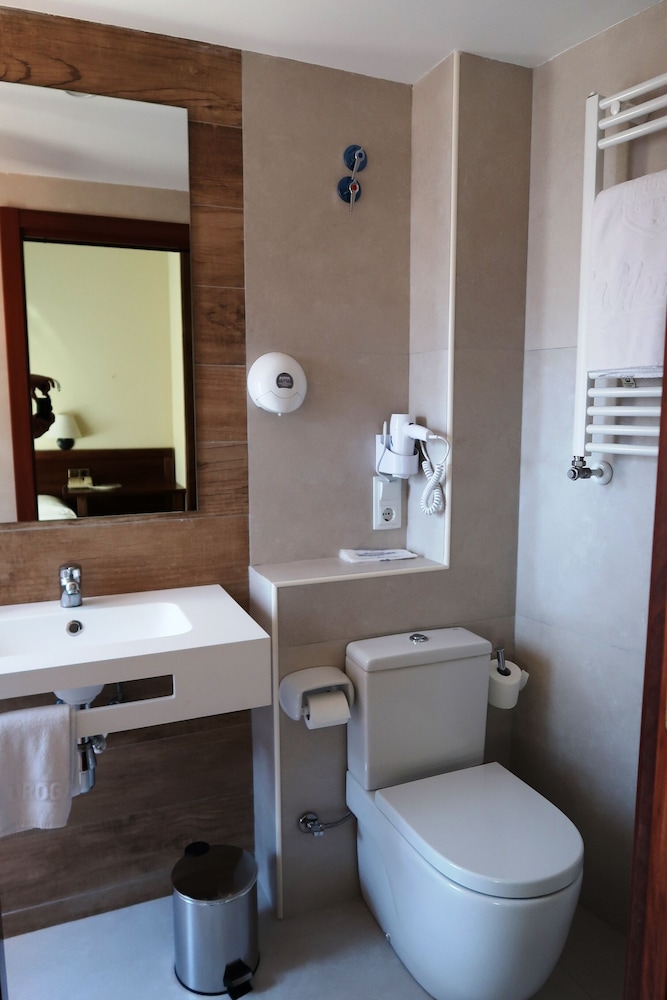 Hotel Urogallo (ex Husa) 40/46