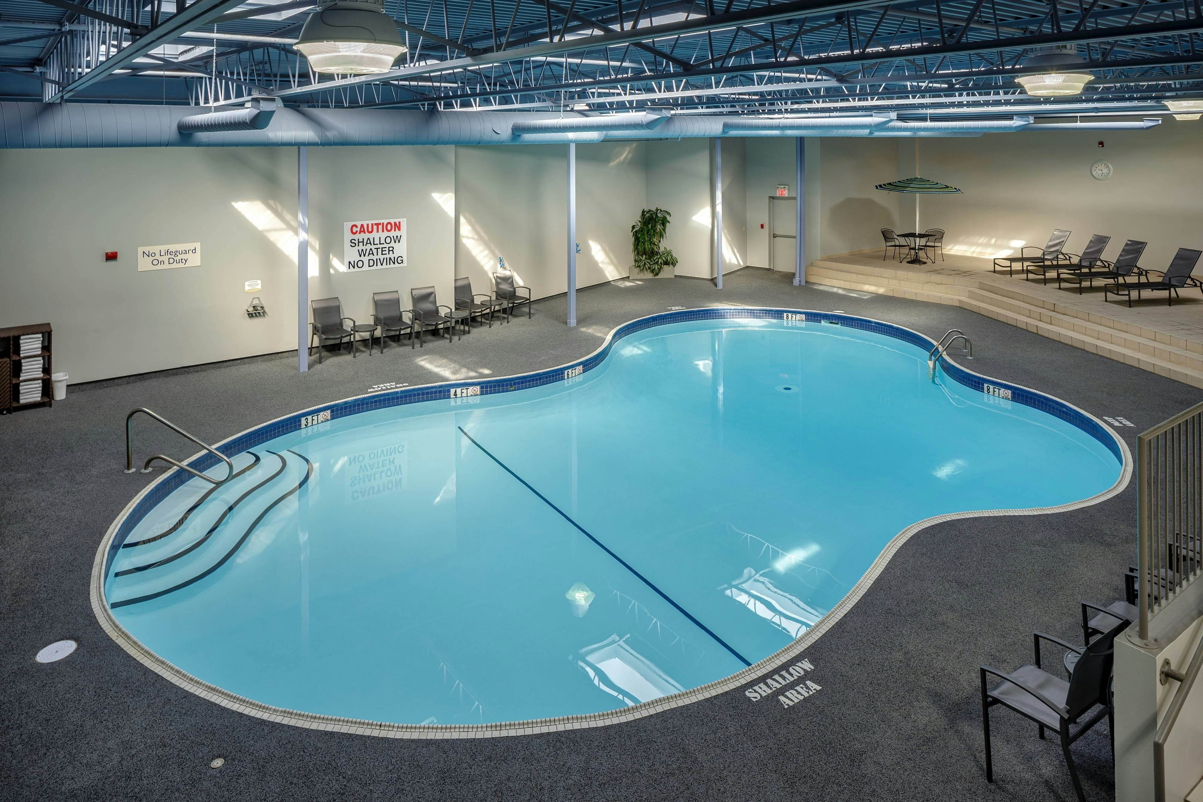 Fairfield Inn Suites By Marriott Belleville 24/48