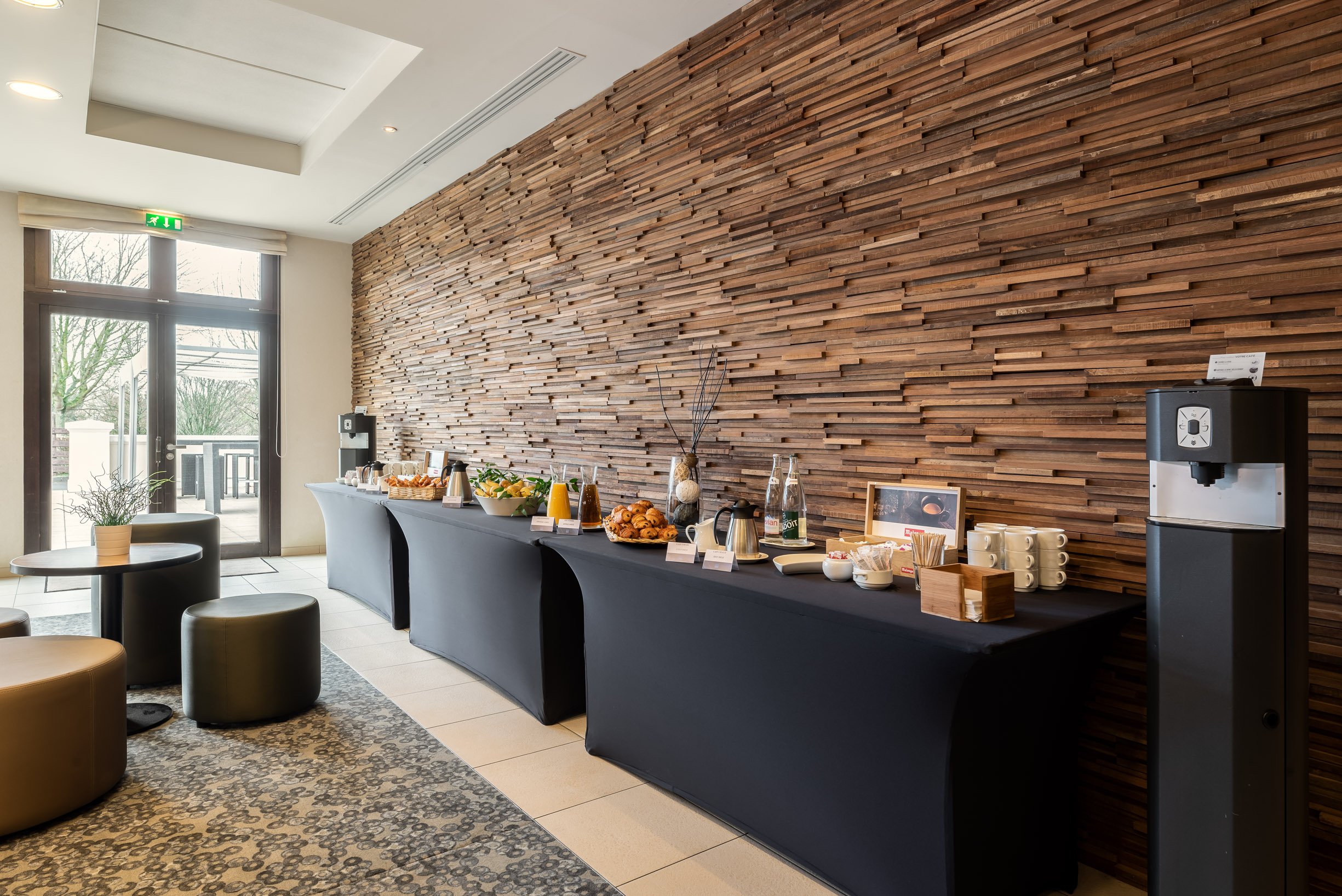 Lobby at Hotel Paris Marne-la-Vallee, MAGNY-LE-HONGRE