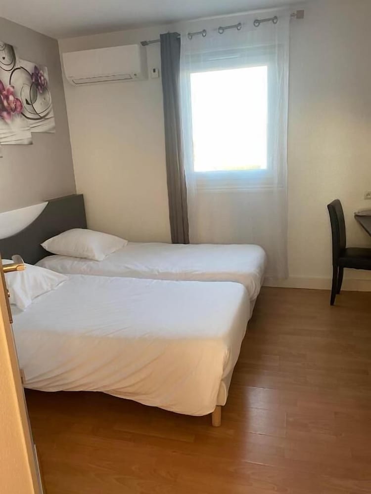 L'Hotel Le Marais Romilly Sur Seine Centre 7/44