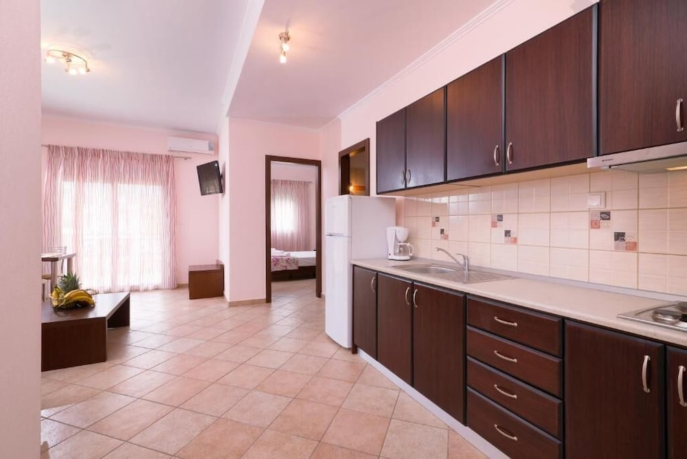 Nikolas Studios Thassos 6/47