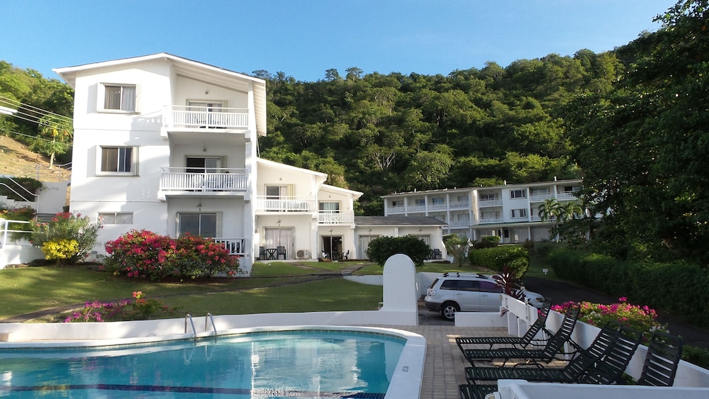 Siesta Hotel 3/75