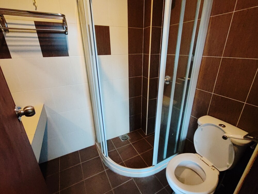 Iris House Resort 47/49