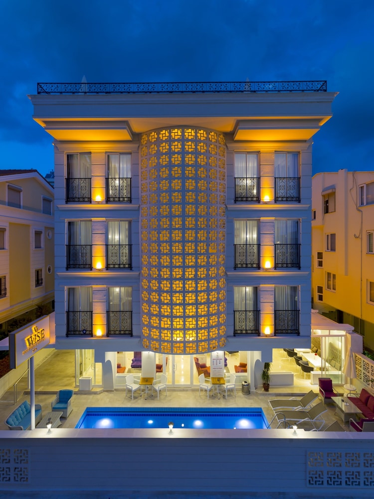 Wise Boutique Hotel & Spa 8/65