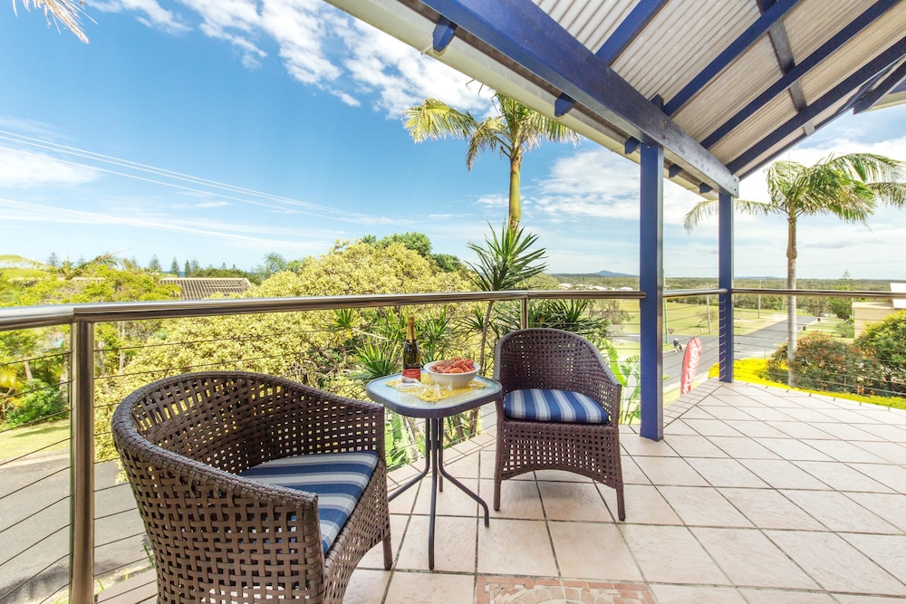 CLUB YAMBA LUXURY HOLIDAY VILLAS 26/64