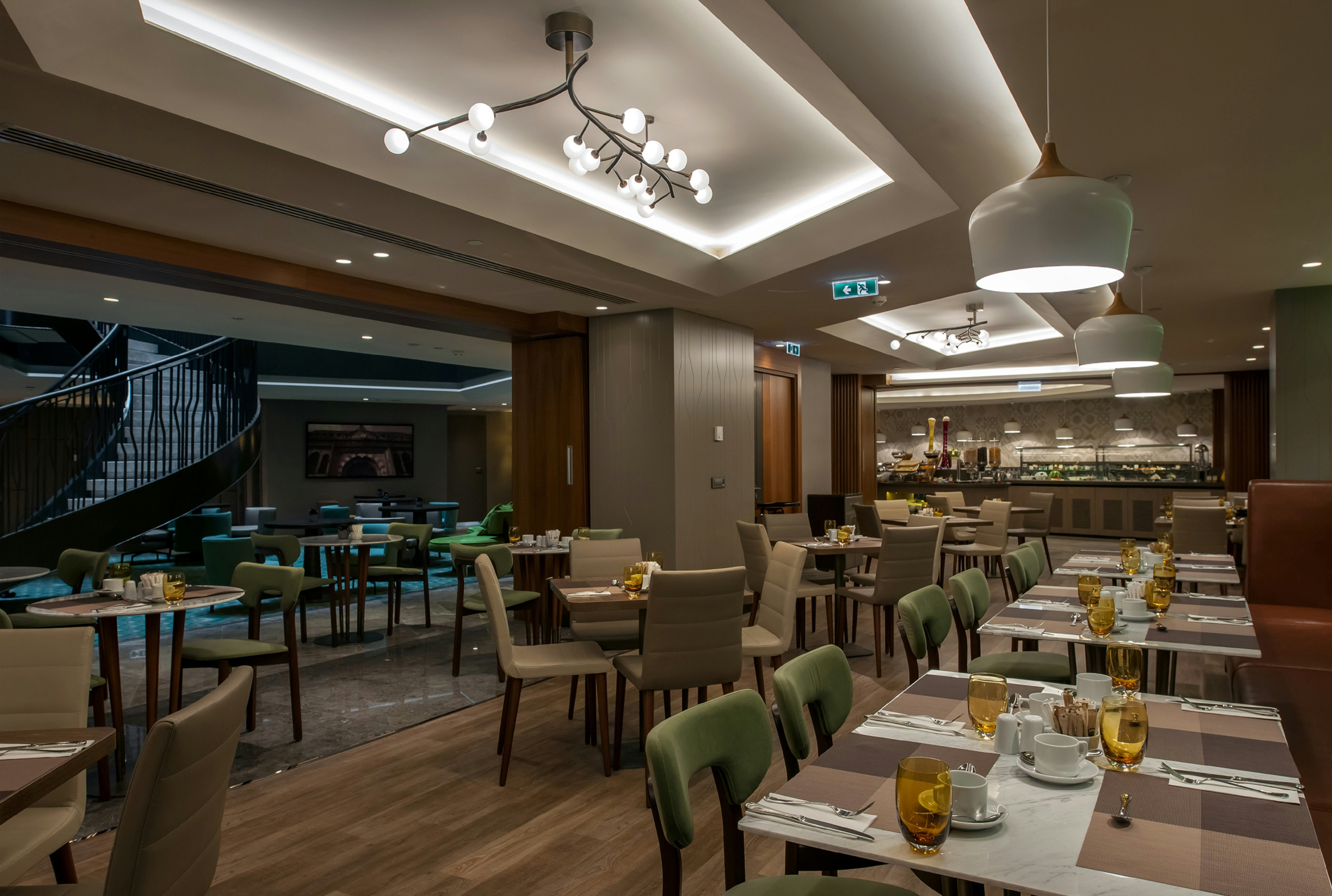 Doubletree By Hilton Hotel Istanbul Sirkeci 62/81