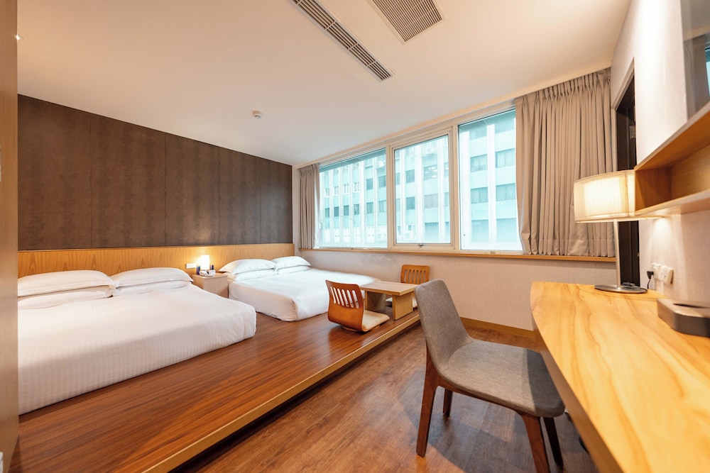 Friend Hotel Yoyo 20/67