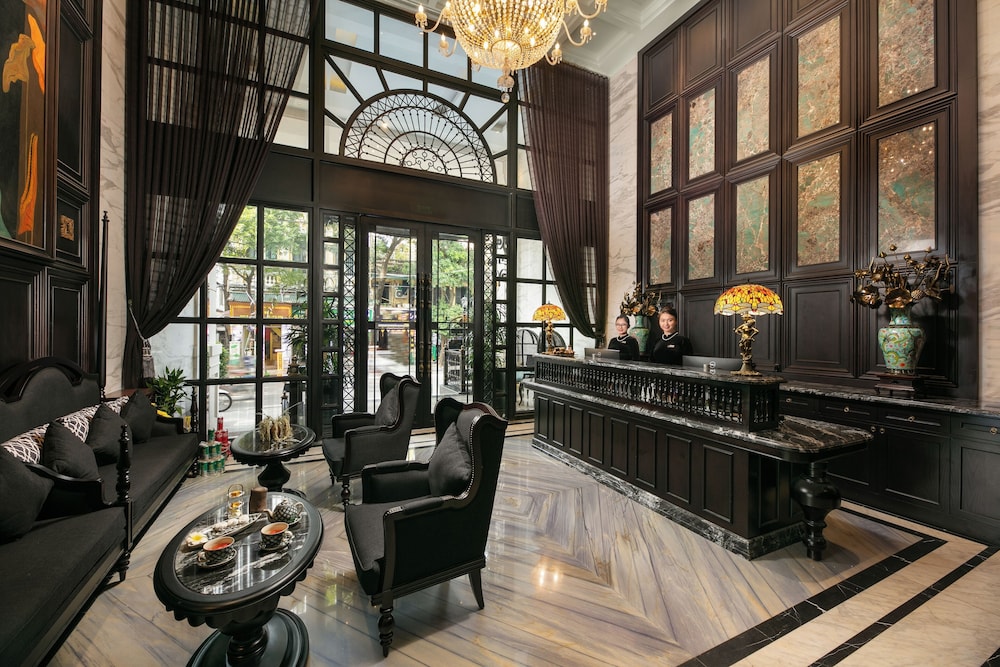 GM Premium Hotel 4/59