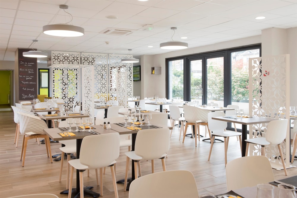 Hotel Kyriad Saint Etienne Centre 53/70